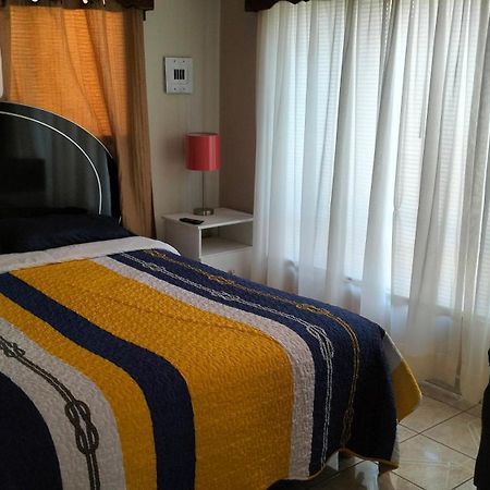 Geranios Villa Ciudad Juárez Eksteriør bilde