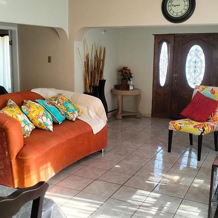 Geranios Villa Ciudad Juárez Eksteriør bilde