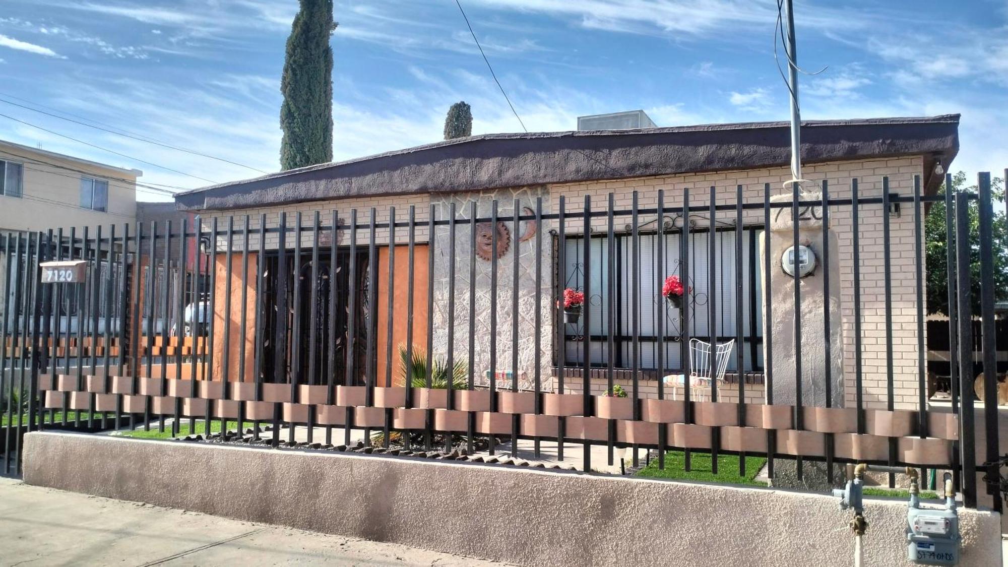 Geranios Villa Ciudad Juárez Eksteriør bilde